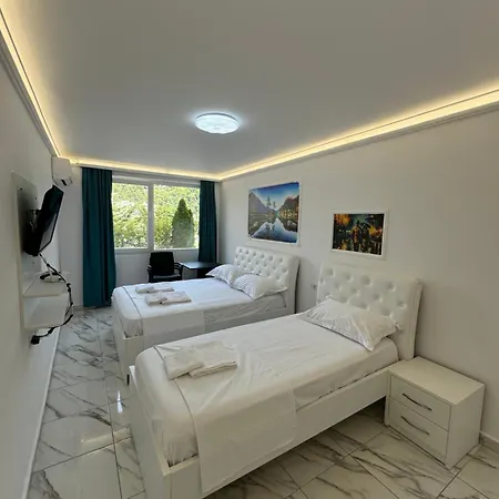 Apartment E&e